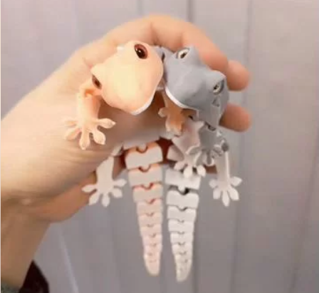 Flexi Gecko - Articulated Lizard Toy